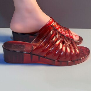 宿舍学生女士拖鞋爆闪2025新款水晶休闲凉鞋居家防滑耐磨妈妈坡跟