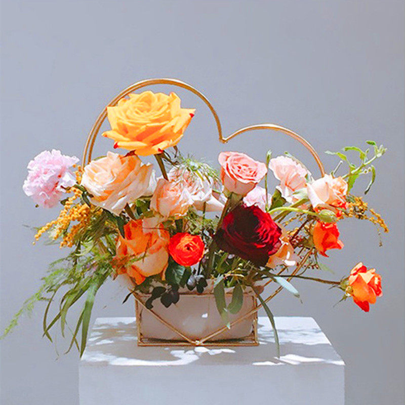 金色铁艺插花架手提花篮婚庆节日摆件丝网花花盆创意几何金属花器
