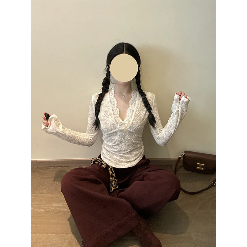 白色蕾丝v领打底衫2025新款内搭女长袖t恤秋季可外穿感上衣
