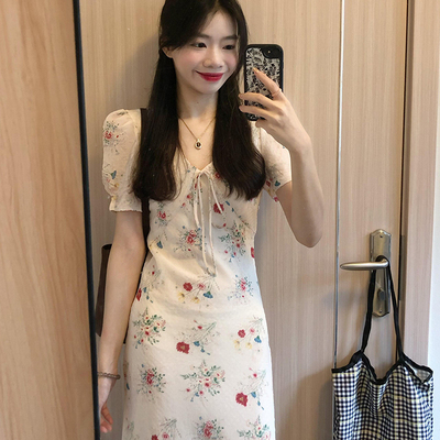 碎花连衣裙女夏季2025新