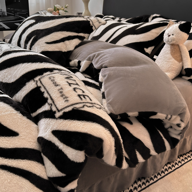 兔毛绒牛奶绒四件套冬季加厚珊瑚绒被套毛绒床单加绒保暖三件套