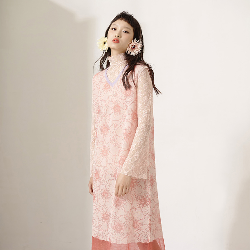 LOUDENANNAN多色修身蕾丝打底