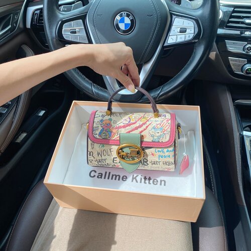 CallmeKitten可爱小熊涂鸦枕头包