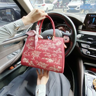 CallmeKitten2026新款高级感红色结婚包妈妈包新中式刺绣托特包女
