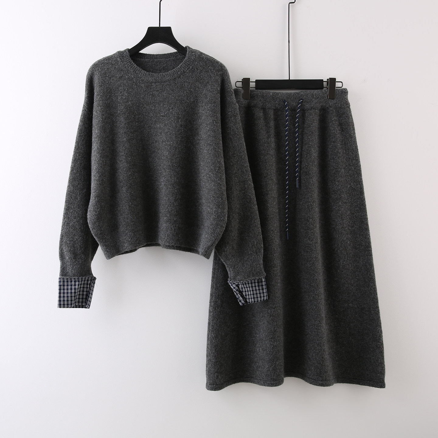 复古格子拼接时尚套装女2025秋新款气质灰色针织上衣半身裙两件套,女装/女士精品,时尚套装,淘宝优惠券,粉丝福利购,淘宝优惠卷