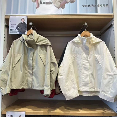 女休闲防风立领连帽短外套