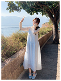 浅蓝色