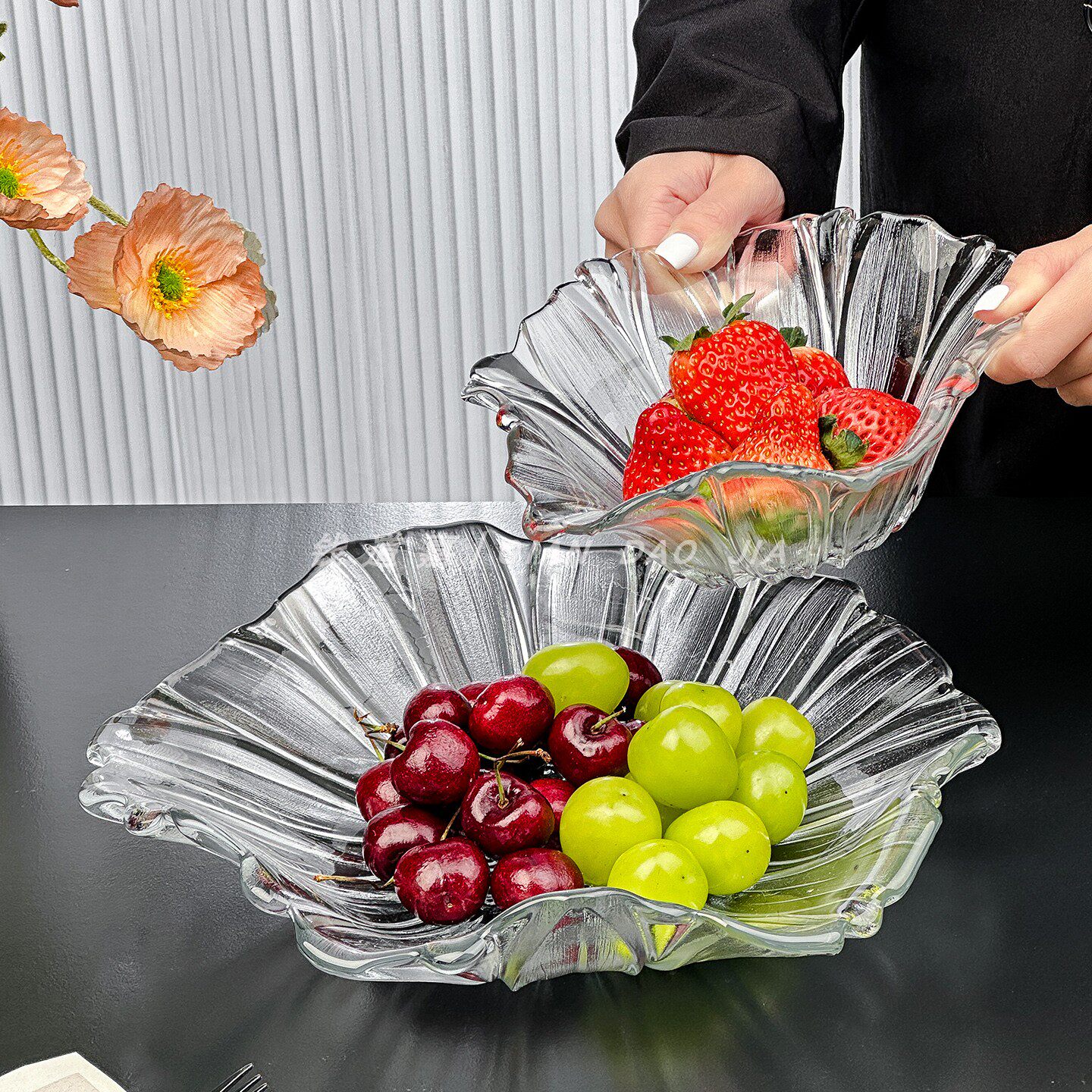 轻奢高颜值创意玻璃花瓣水果盘子干果盘家用客厅茶几糖果盘甜品碗