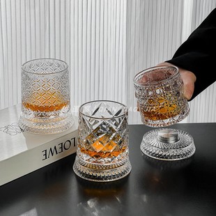 网红高级感水晶玻璃杯不倒翁家用旋转杯解压洋酒杯威士忌杯带杯垫