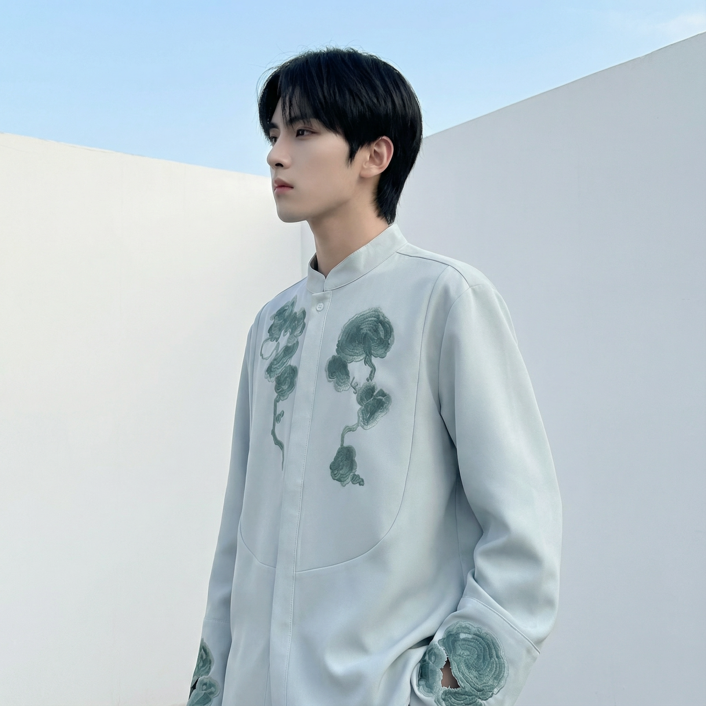 现货春款风灵芝刺绣宽松休闲立领长袖青灰色衬衣SA783-P88，男装衬衫，星座1017