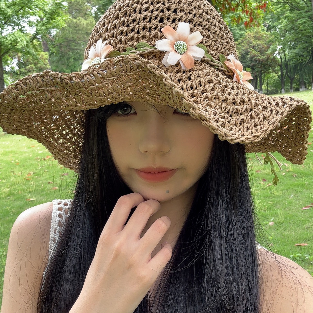 镂空编织草帽女夏季新款彩色花朵遮阳防晒帽海边沙滩度假太阳帽子