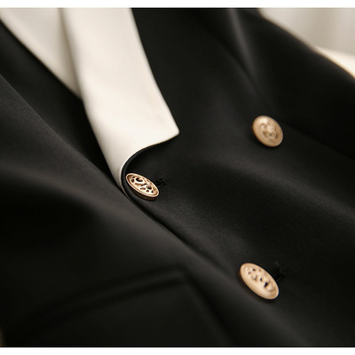 现货厂家批发gao品质OL摩登战袍