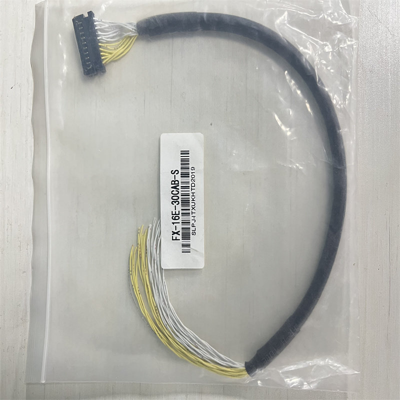 三菱专业连接电缆FX-16E-30CAB-S FX-16E-200CAB-R/50/100/150/30