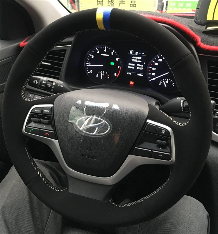 现代领动方向盘套菲斯塔昂希诺名图朗动专用真皮磨砂手缝方向盘套