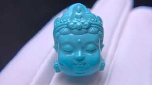 湖北十堰矿区天然原矿高瓷绿松石精工雕刻观音宝宝佛吊坠挂件顶珠