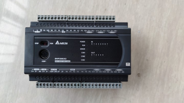 台达PLC DVP20EX200T晶体管型输出 成色实物图 功能正常