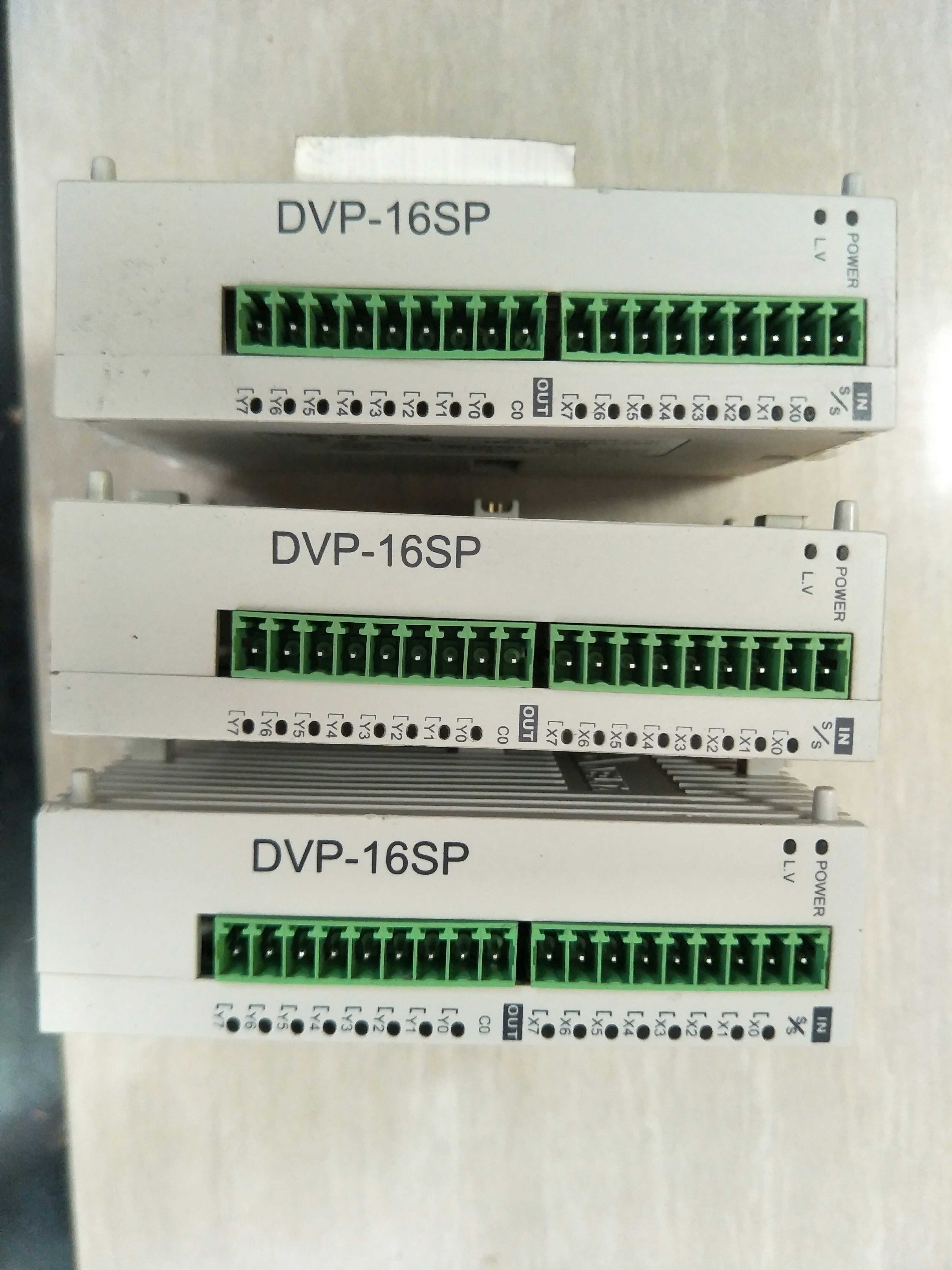 台达PLC DVP16SP11R成色如图功能正常包好