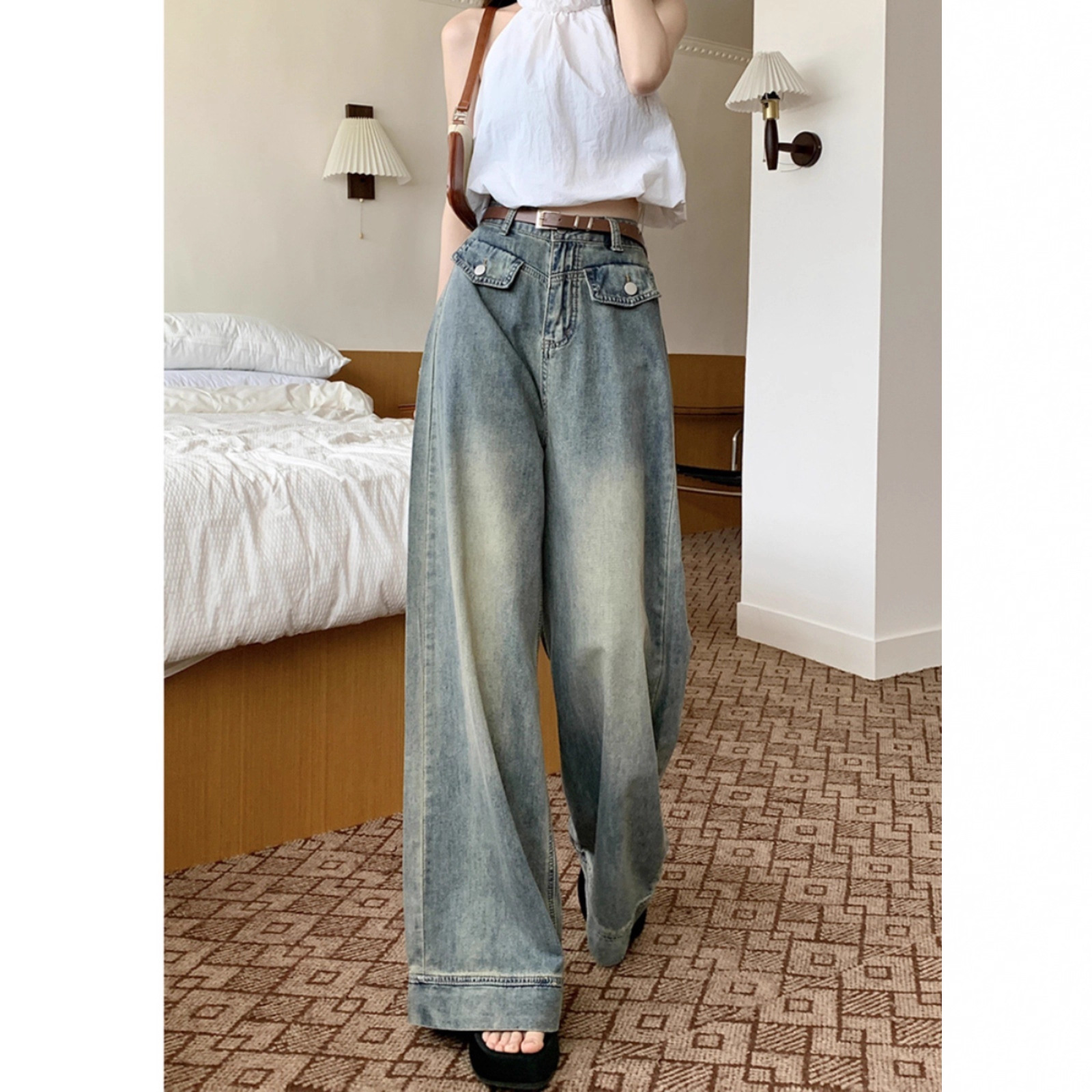 双口袋装饰牛仔裤女款阔腿裤九分高腰显瘦水洗牛仔蓝秋款2025新款