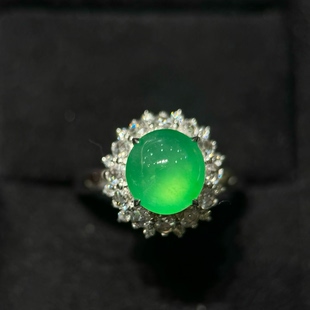 纯天然翡翠高冰阳绿蛋面18K金镶嵌钻戒指日常通勤款 新款 缅甸正品