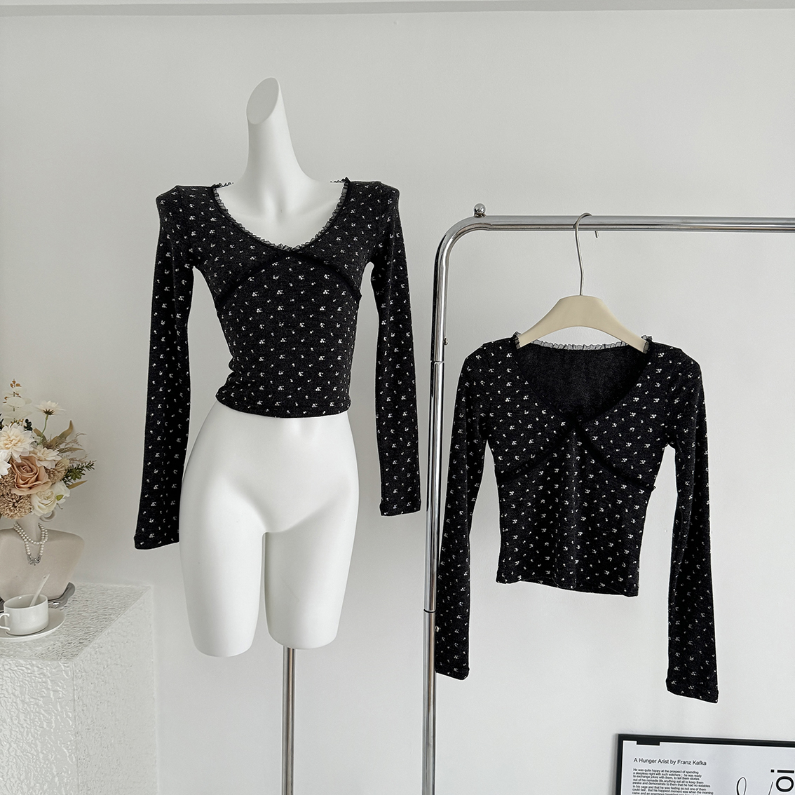 cookadaily人鱼 蕾丝拼接碎花磨毛绒感保暖长袖打底衫T恤修身上衣