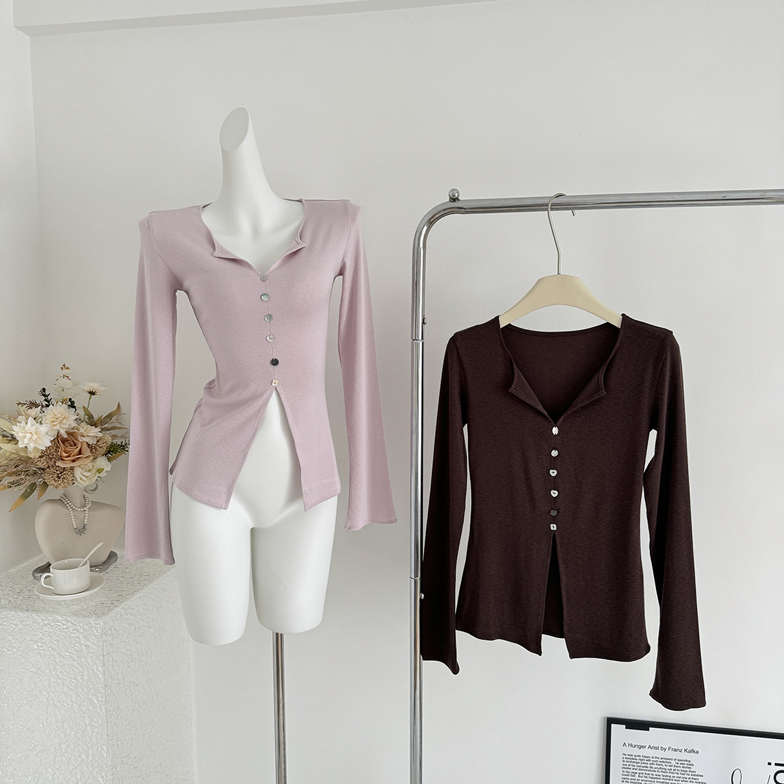 设计感v领喇叭长袖收腰针织T恤衫修身显瘦上衣女