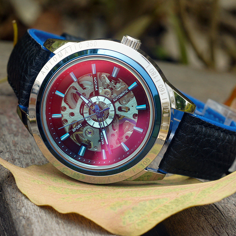 Черно-синий с серебристым корпусом-корзиной, синяя игла, красный свет