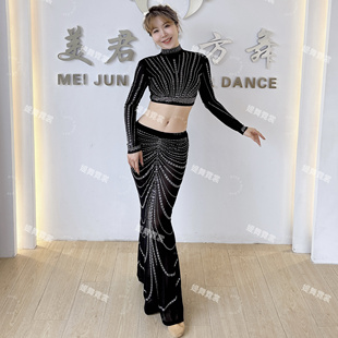 肚皮舞2025春季新款练功服性感满钻套装显瘦东方舞蹈表演出服班服