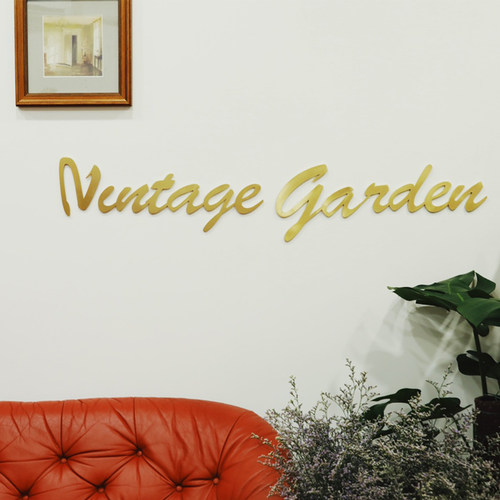 北欧ins黄铜招牌logo背景墙装饰