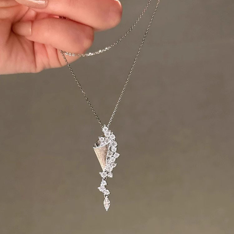 中古爆闪满钻水滴项链