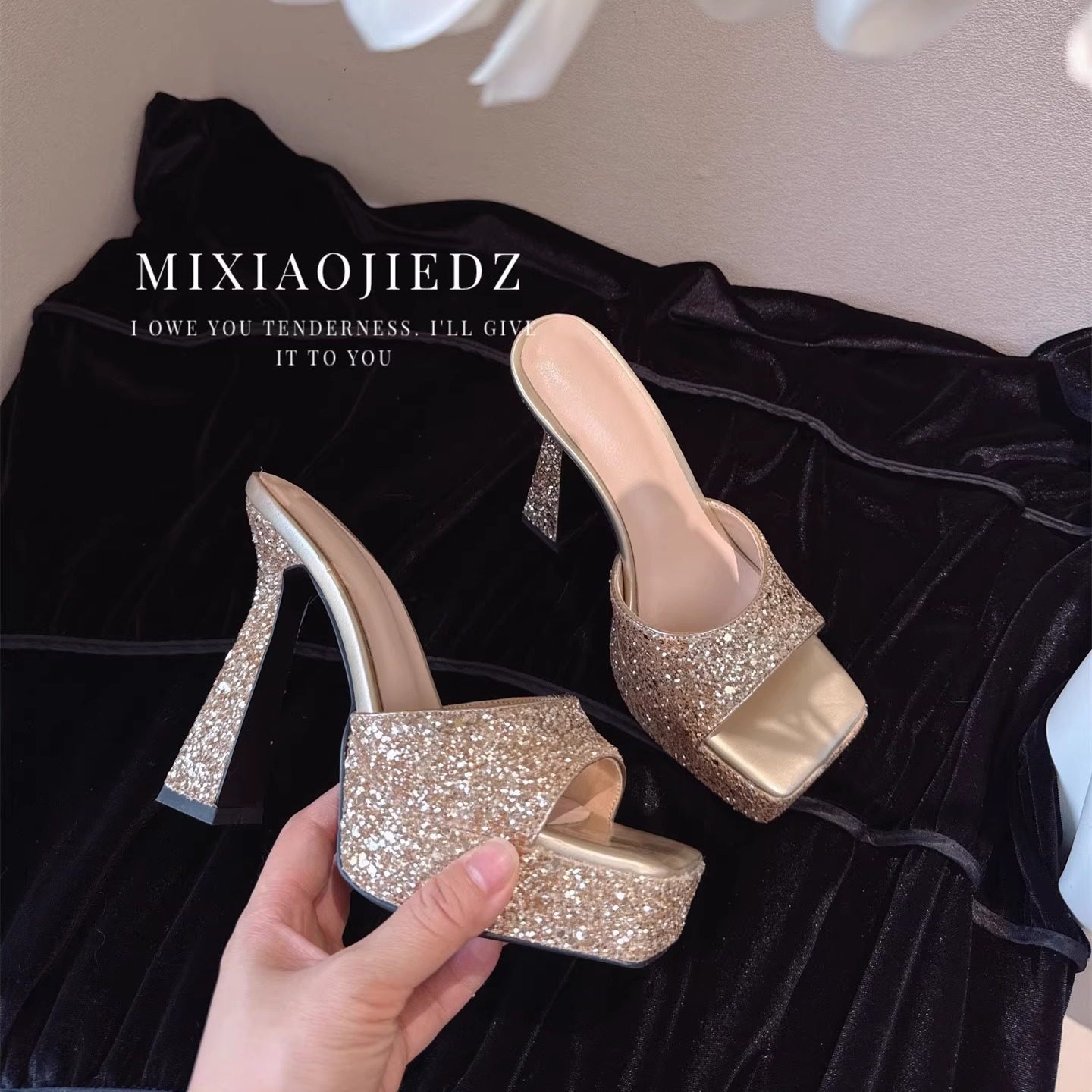 米小姐2025新款亮片一字拖鞋女高级感外穿时尚夏季配裙子高跟鞋女,女鞋,一字拖,淘宝优惠券,粉丝福利购,淘宝优惠卷
