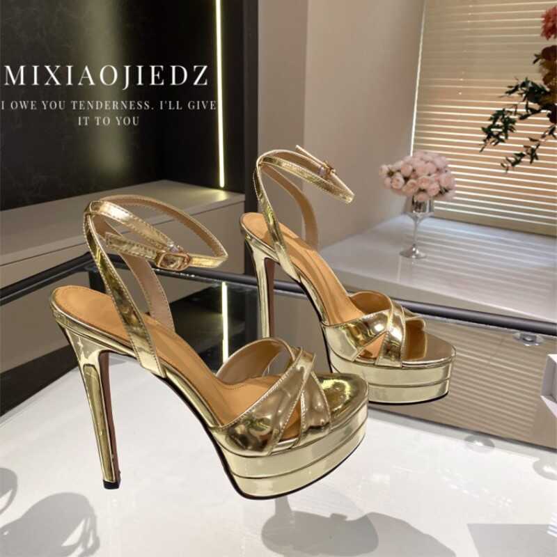 名媛风性感夏季透明新款高跟凉鞋