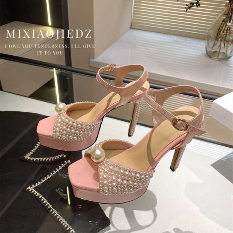 一字带珍珠细跟露趾凉鞋仙女风