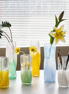 北欧风直筒渐变方口幻彩玻璃花瓶创意五角星口气泡瓶鲜花化妆刷桶