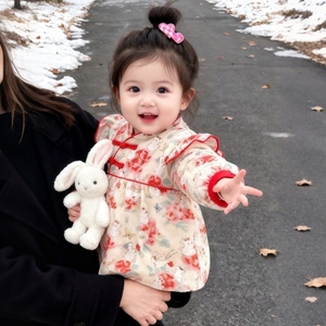 儿童防脏罩衣女宝宝国风洋气秋冬长袖反穿衣吃饭围兜防水护衣罩衫