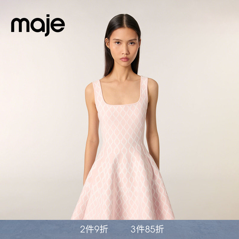 Maje春夏女装法式时尚气质无袖吊带U形领修身收腰吊带针织连衣裙