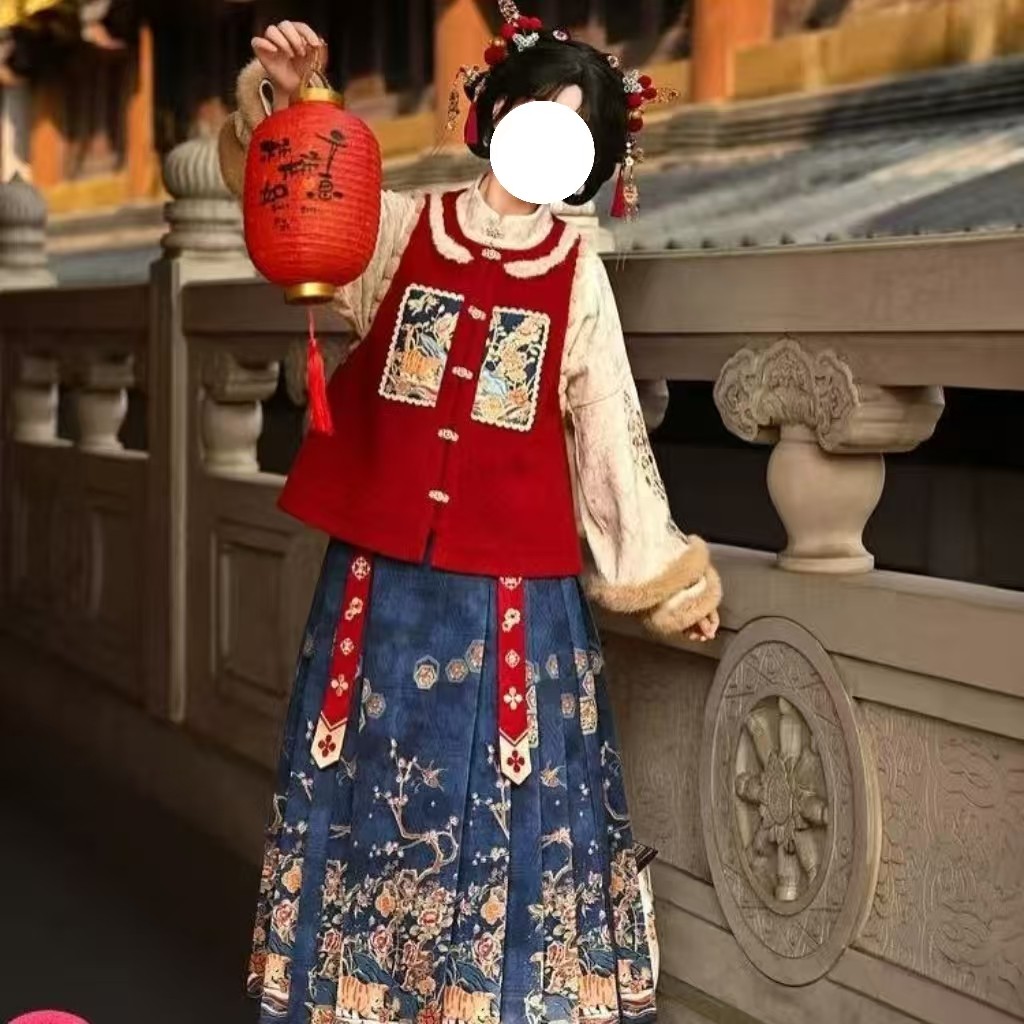 冬季大码汉服女200斤胖mm明制刺绣加厚比甲新中式日常显瘦拜年服