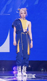 少儿成人街舞走秀帅 JAZZ嘻哈表演出服舞台套装 爵士舞者连体工装 裤