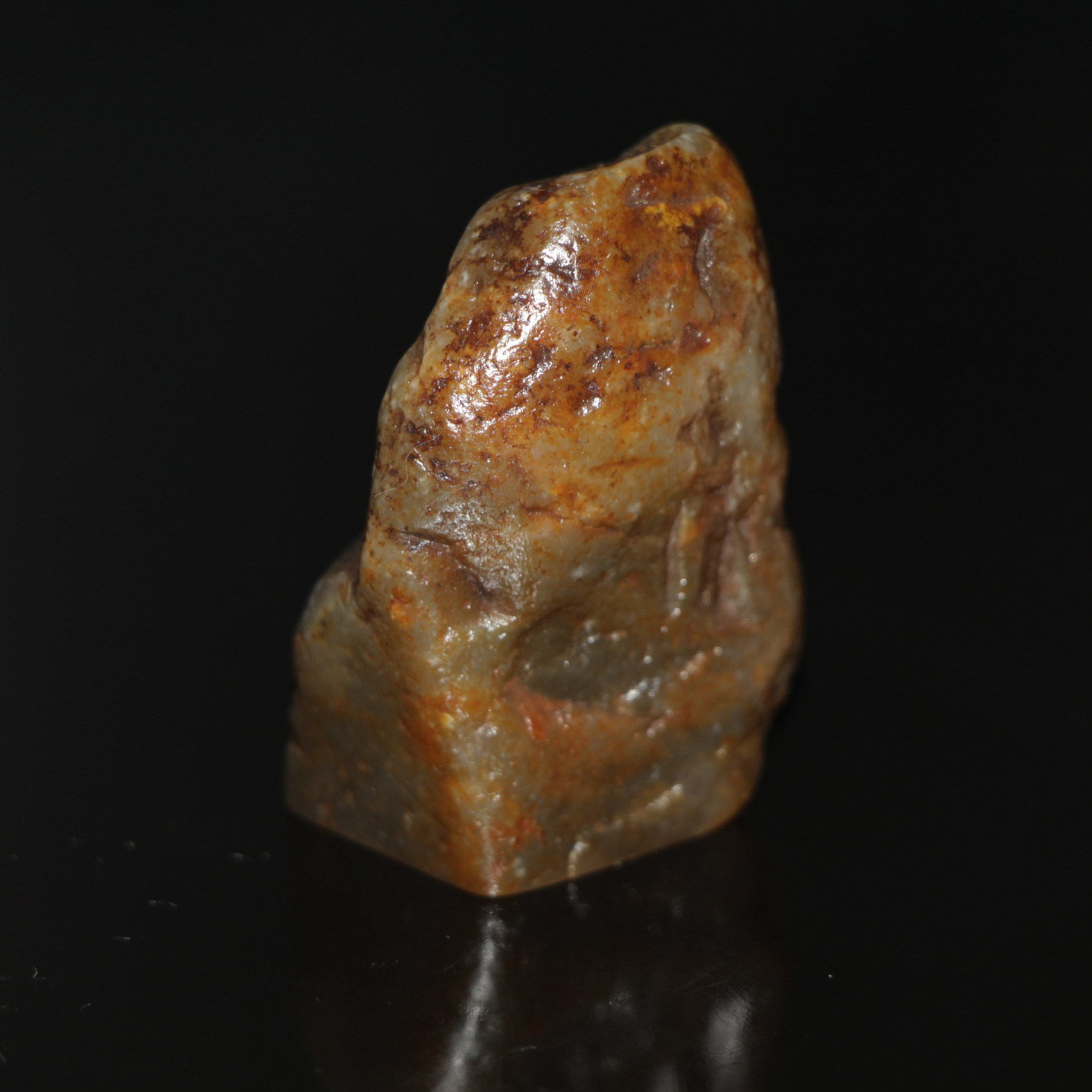 中国田黄石印章寿山黑灰田石皮红筋漂亮今古堂新款书法国画随形章