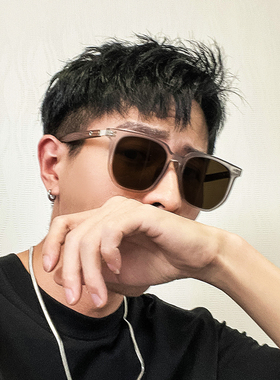 韩版潮男痞帅灰色木纹墨镜开车专用近视显脸小方形太阳镜高级感女