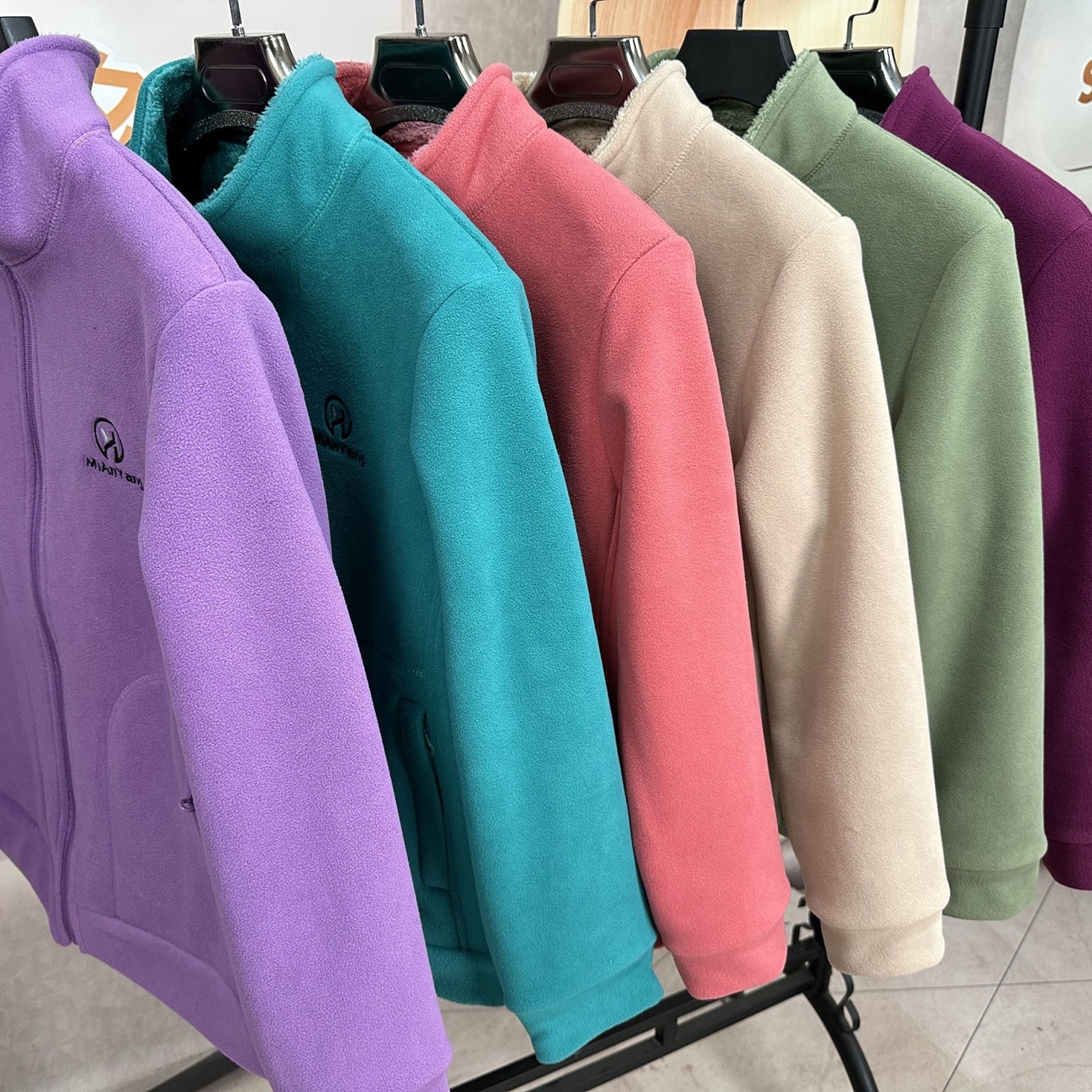 加绒加厚摇粒绒外套女士秋冬抓绒夹克休闲加厚保暖立领休闲开衫