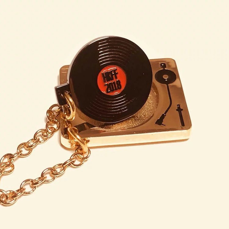 samehkff2018唱片机电影胸针