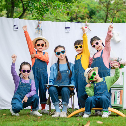 牛仔背带裤彩色卫衣亲子舞蹈服