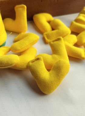 1元3个 柔软小爱心5*4cm 黄色小挂饰配件 满29包邮