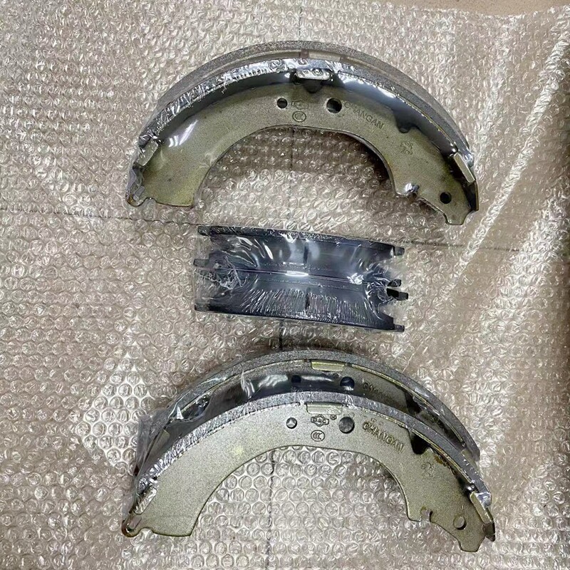 适用中兴威虎皮卡大领主前后刹车片皮制动蹄片中兴皮卡配件原厂