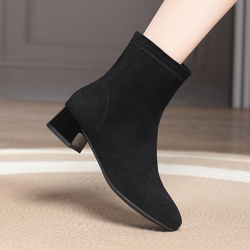 绒面靴子女春秋单靴百搭时装短靴磨砂秋冬加绒女靴配裙子