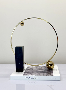 现代简约黑金装饰球屏风摆件