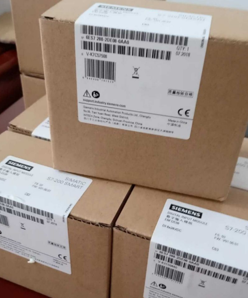 6ES7288-2DE08-0AA0西门子EMDE08数字量输入6ES72882DE080AA0原装
