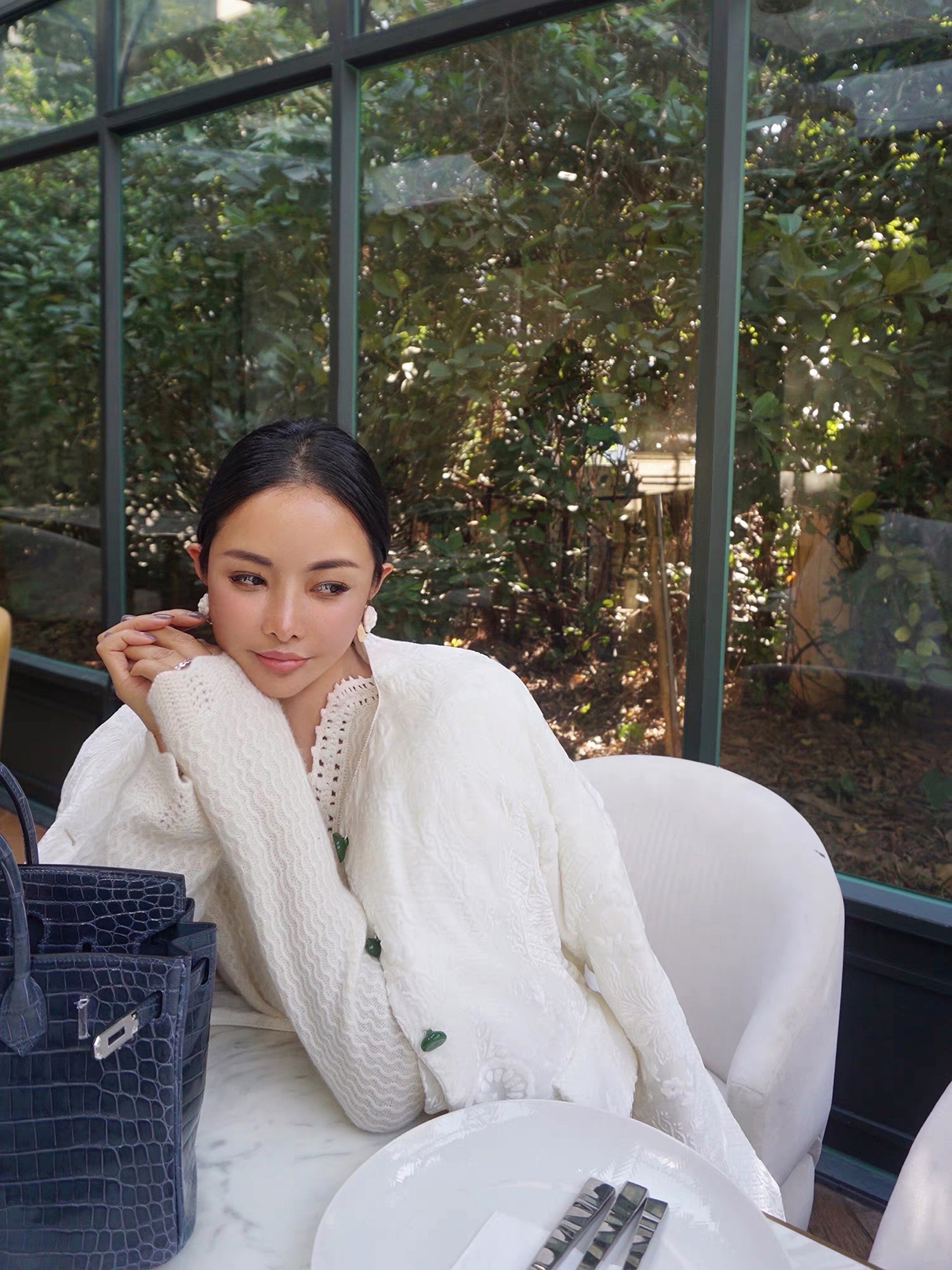 丝绒暗花纹棉服冬季宽松棉衣