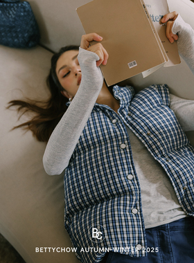 Bettychow 充绒量大 蓝色格纹加厚羽绒马甲超好看时髦减龄面包服