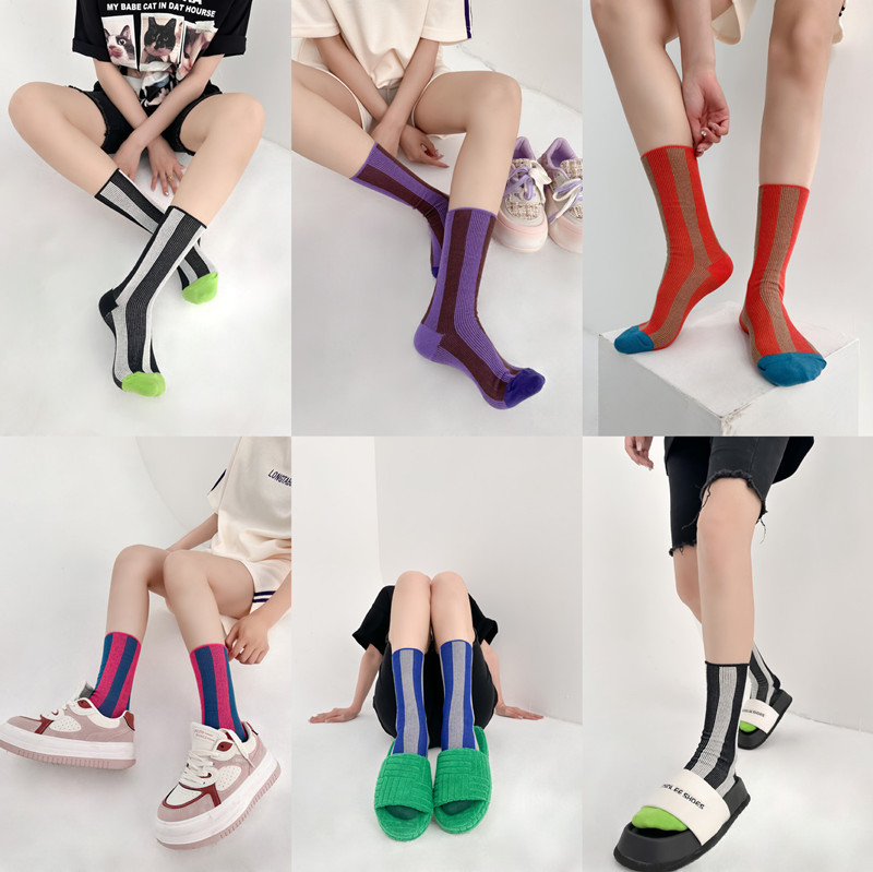 显瘦女棉质彩色条纹中筒袜